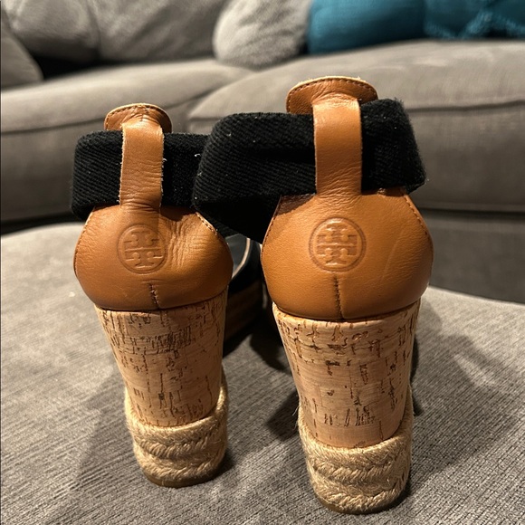 Tory Burch Peep toe cork wedge black size 8 - Picture 6 of 9